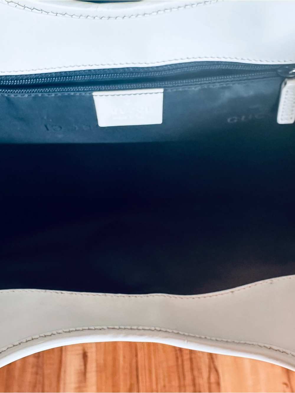 Authentic   Gucci Bardot Small Tote(Tom Ford era) - Picture 6 of 7